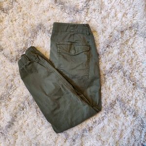 AE Army Green Joggers